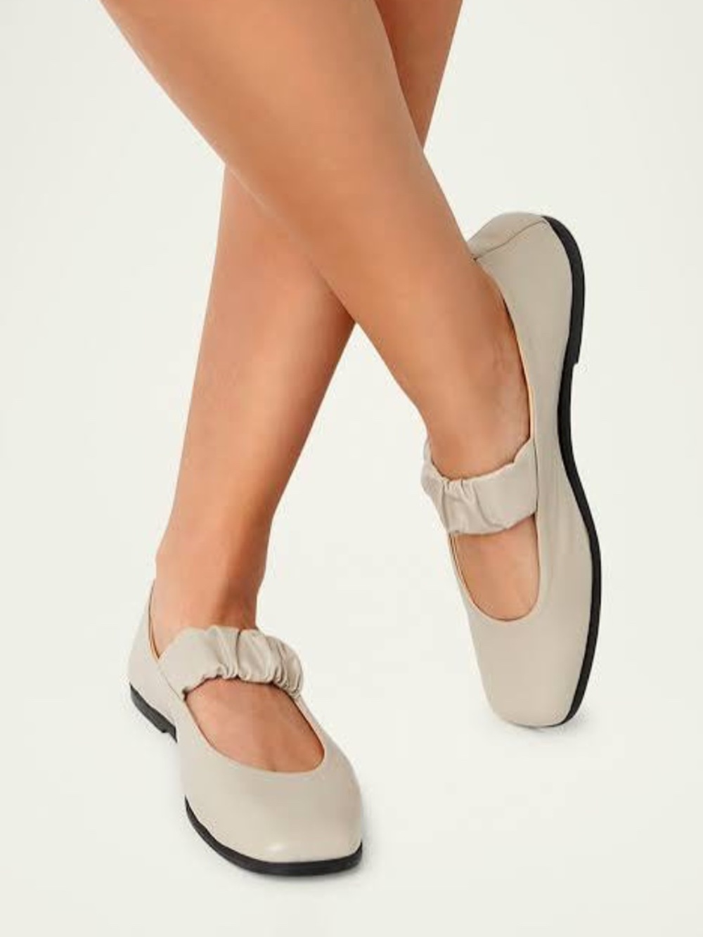 La Canadienne Grey City Dry Beige Leather Waterproof Flats Size 7.5